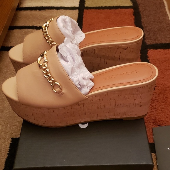 Womens shoes - Picture 1 of 5